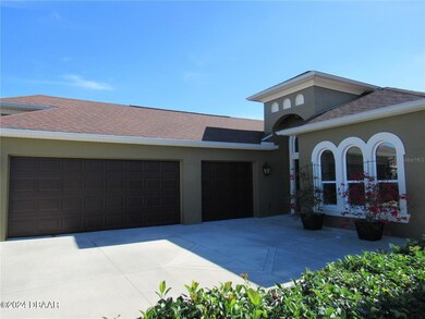 3372 LEONARDO GARAGE