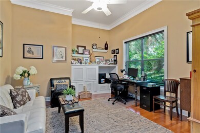 Front Office/Den