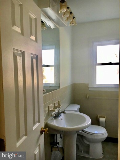 409 Central Ave, Reisterstown, MD 21136 - photo 6