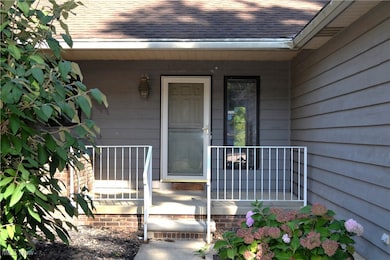 32078 Willow Cir, Avon Lake, OH 44012 - photo 2