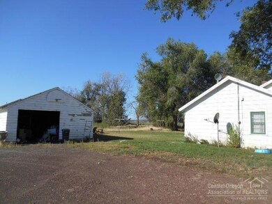 unlisted-address, Madras, OR 97741 - photo 2