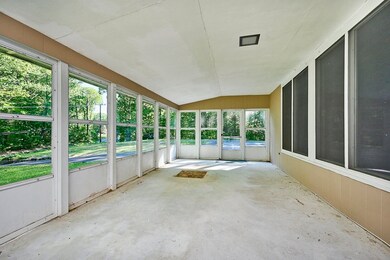 20 Southampton Rd, Holyoke, MA 01040 - photo 3