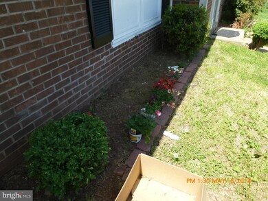 9005 Bonham Cir, Manassas, VA 20110 - photo 2