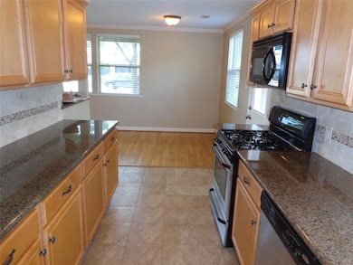 1551 Hewitt Dr, Houston, TX 77018 - photo 5