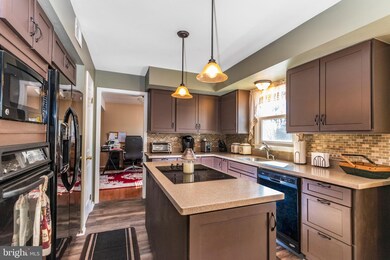 4810 Painted Sky Rd, Reading, PA 19606 - photo 4