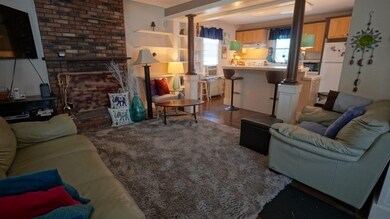 89 Middle St, Springfield, MA 01104 - photo 7