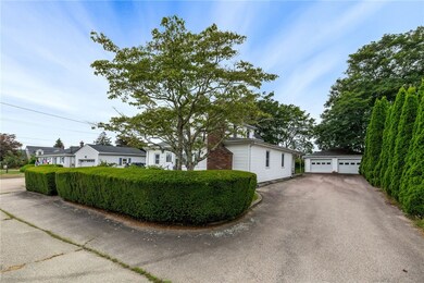 11 Longvue Ave, Westerly, RI 02891 - photo 3