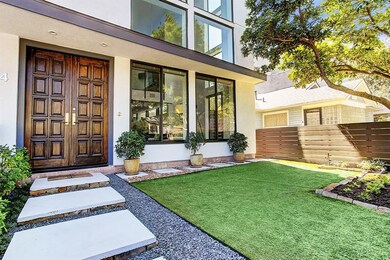 734 E 8th St, Houston, TX 77007 - photo 4