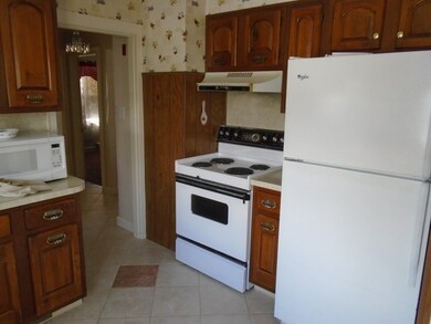 30 Arbutus Rd, Worcester, MA 01606 - photo 2