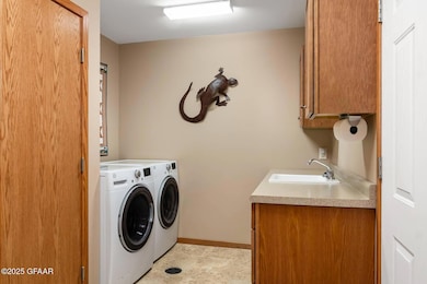 552 7th Ave SE, Mayville, ND 58257 - photo 3