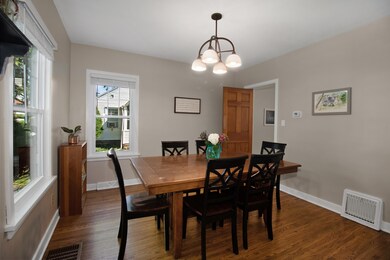 508 S Calumet Ave, Aurora, IL 60506 - photo 2