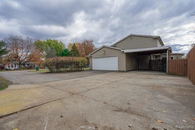 5445 Frankwill Ave, Clarkston, MI 48346 - photo 4