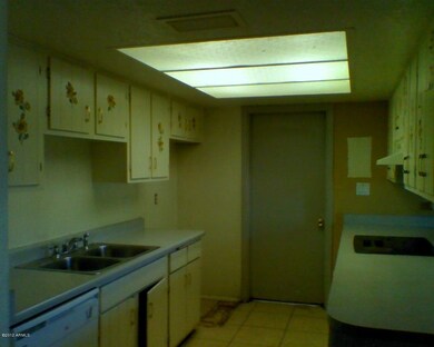 kitchen2
