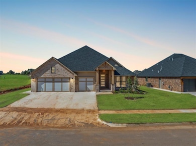 14525 Giverny Ln, Yukon, OK 73099 - photo 2