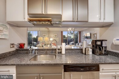 The Fallswood, Rockville, MD 20852 - photo 6