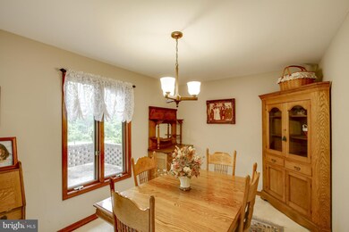 6508 Wilson Rd, Friendship, MD 20758 - photo 5