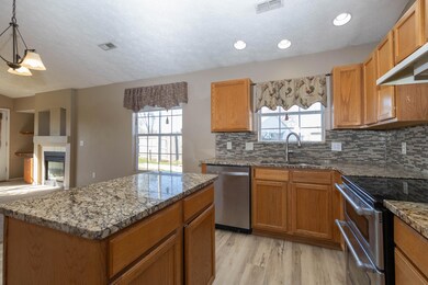 879 S Hickory Ln, Nixa, MO 65714 - photo 5