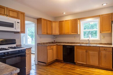 70 Thompson Park, Franklin, NH 03235 - photo 4