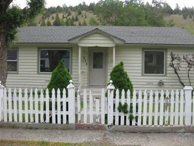 218 N Humbolt St, Canyon City, OR 97820 - photo 3