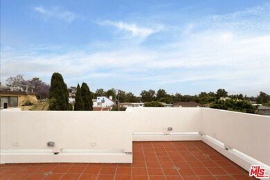1033 1/2 Grant St, Santa Monica, CA 90405 - photo 4