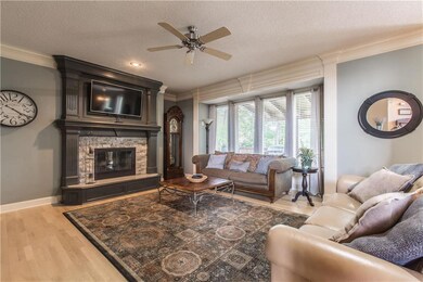 14025 W 147th St, Olathe, KS 66062 - photo 5