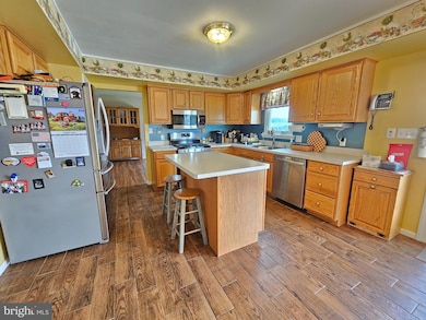 4509 Hillside Rd, Reading, PA 19606 - photo 2