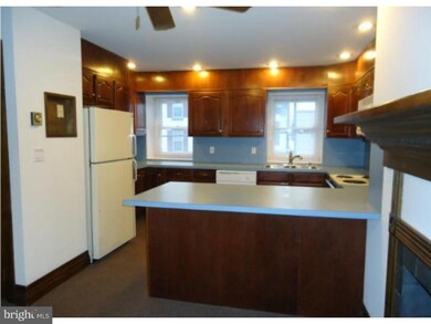 17 S 4th St unit 2, Hamburg, PA 19526 - photo 5