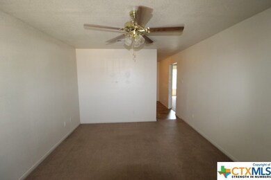 4205 Primrose Dr unit A, Copperas Cove, TX 76522 - photo 3