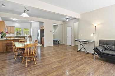 2220 NW Cedar Ave, Redmond, OR 97756 - photo 6