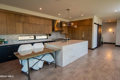 06-Kitchen