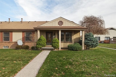 24532 Greenhill Rd unit 26, Warren, MI 48091 - photo 3