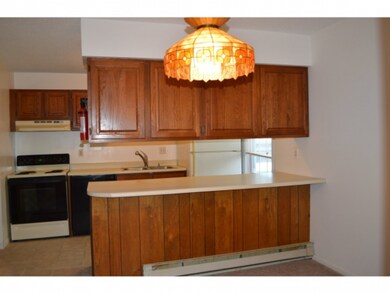 155 N Twin Oaks Terrace, South Burlington, VT 05403 - photo 5