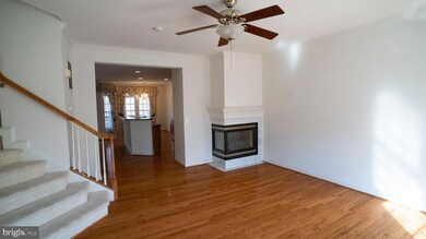 12771 Heron Ridge Dr, Fairfax, VA 22030 - photo 6