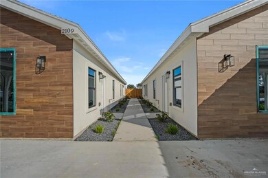 2109 E Viviana St unit 1, Edinburg, TX 78542 - photo 3