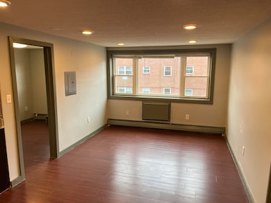 32 Cook Ave unit 203, Meriden, CT 06451 - photo 4