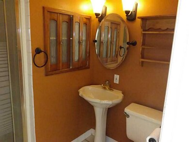 Full Bath.