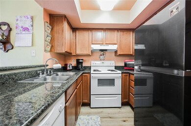 1455 E Katie Ave unit E27, Las Vegas, NV 89119 - photo 6