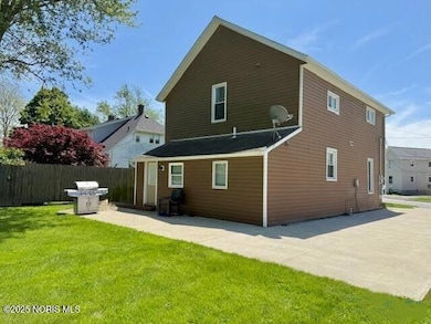 224 Defiance Ave, Findlay, OH 45840 - photo 2