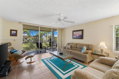 1087 Forest Lakes Dr unit 309, Naples, FL 34105 - photo 6