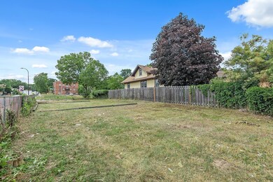 2420 Golden Valley Rd, Minneapolis, MN 55411 - photo 4