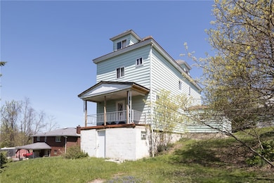 1113 Nash Ave, Monessen, PA 15062 - photo 4