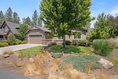 60235 Addie Triplett Loop, Bend, OR 97702 - photo 2