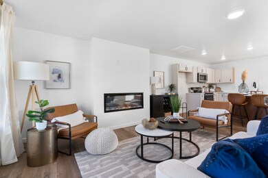 832 S Orchard Crest Ave, Springfield, MO 65802 - photo 4