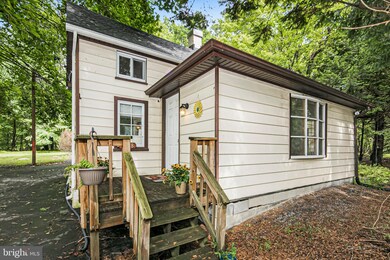 5548 Etzler Rd, Frederick, MD 21702 - photo 2