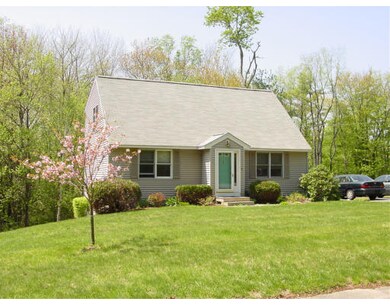 365 Baldwin Dr, Leominster, MA 01453 - photo 2