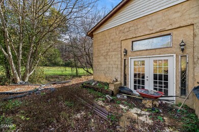 2881 Caughron Mountain Rd, Sevierville, TN 37876 - photo 4