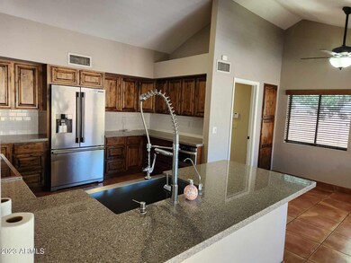 1948 E Citation Ln, Tempe, AZ 85284 - photo 5