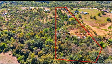 13 Senior Rd, von Ormy, TX 78073 - photo 3