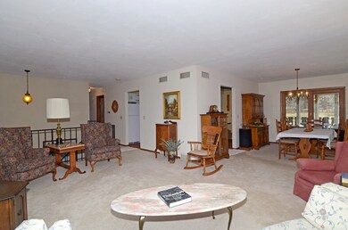 5223 Dommers Dr, Fitchburg, WI 53711 - photo 3