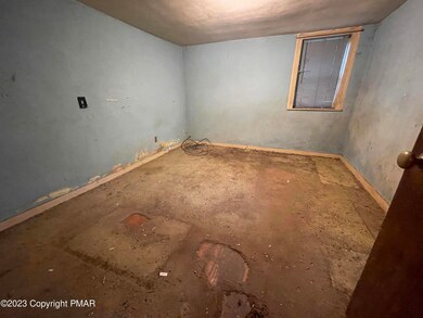 1369 Mutton Hollow Rd, Stroudsburg, PA 18360 - photo 7